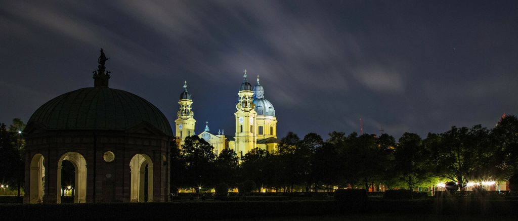 theatinerkirche-335441_1920